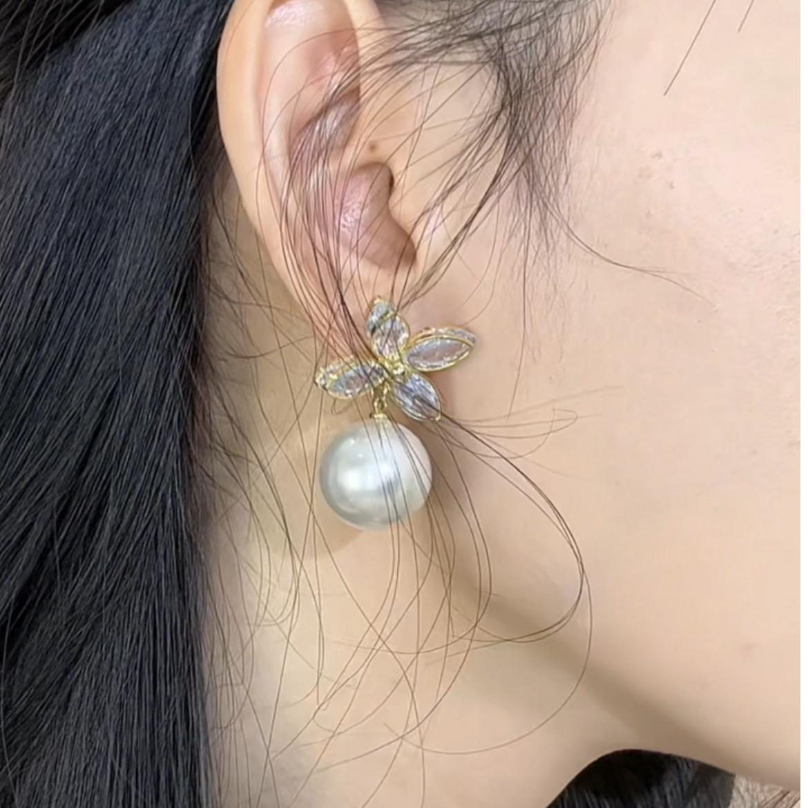 铜合金合成锆石耳饰 轻奢大气花朵珠珠耳环气质精致可爱优雅耳钉