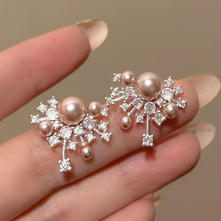 法式满天星粉光锆石耳钉高级感温柔气质耳环简约设计感耳饰女7317