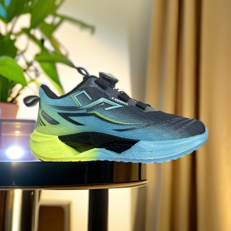 男童秋季双网透气软底足弓支撑跑步篮球鞋纽扣时尚潮feilexiaohuo