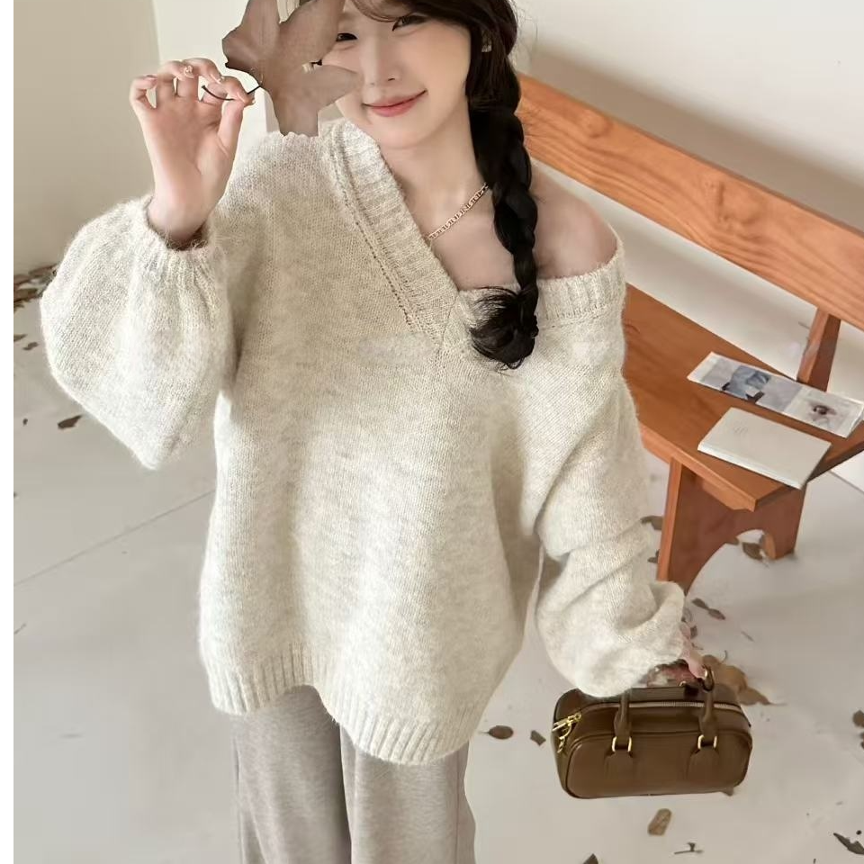 古缇尼/韩版大v领纯色灯笼袖套头毛衣女2025秋冬宽松百搭针织衫