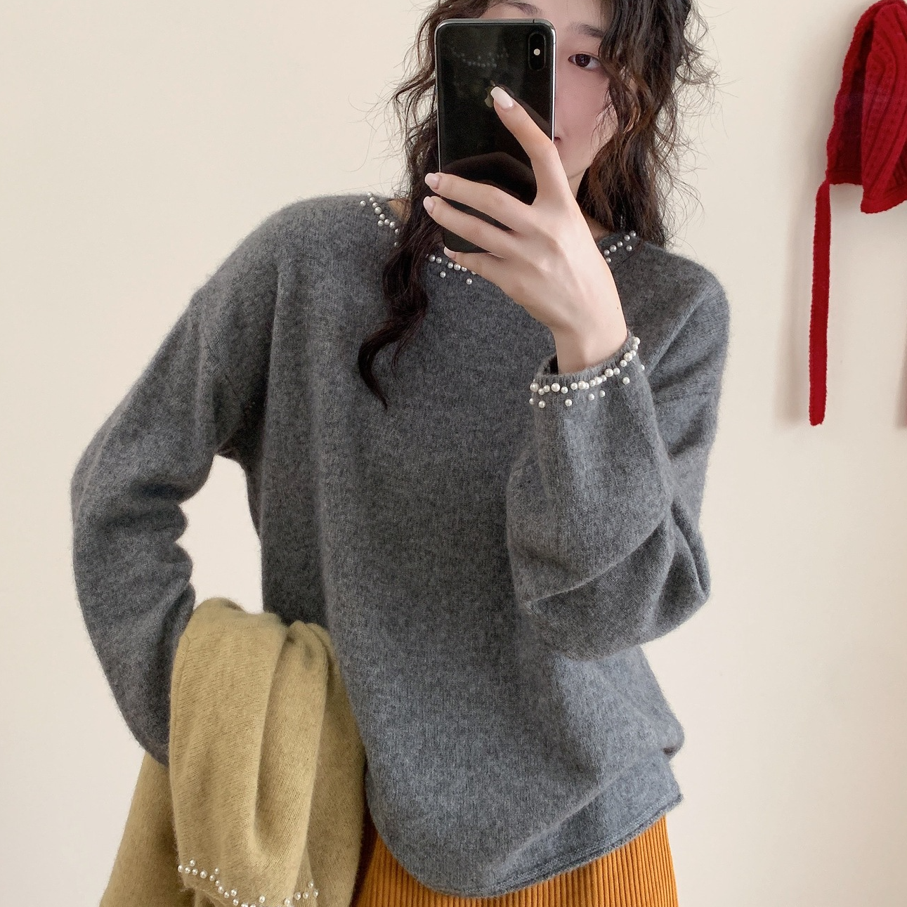 韩系温柔风时尚重工钉珠针织衫女秋冬新款宽松显瘦套头纯色毛衣女