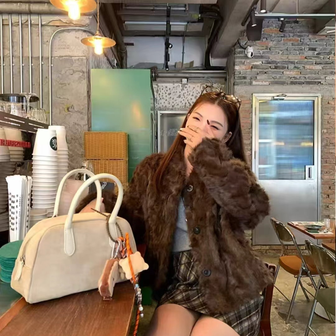 2025秋冬新款小个子女短款高级感毛毛外套2577