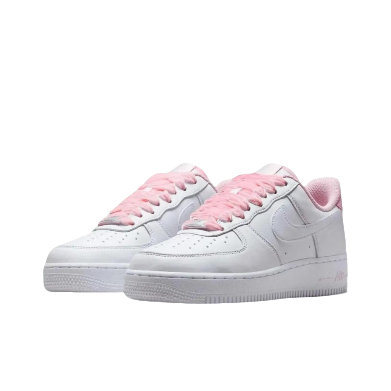 【滔搏联动】NIKE耐克女子白粉空军一号潮流板鞋HV4403-601