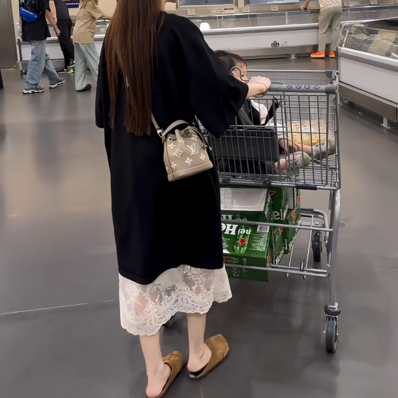 秋季时尚百搭拼接蕾丝休闲通勤静奢风连衣裙休闲中长款宽松显瘦裙