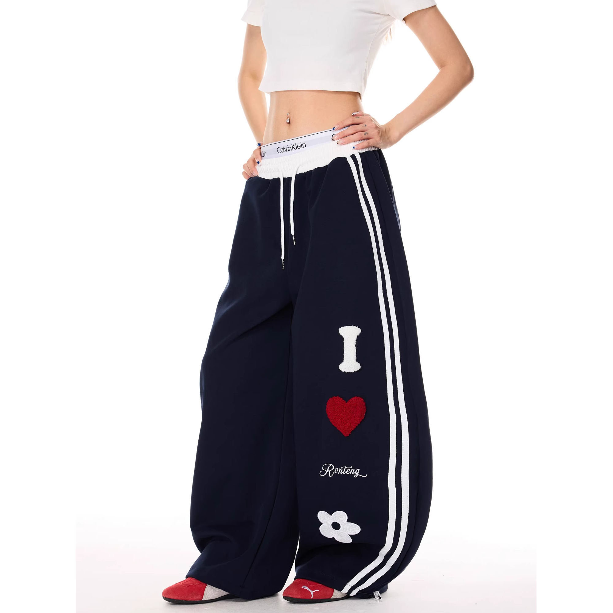 美式字母爱心刺绣休闲运动卫裤女条纹爵士舞阔腿裤街头风街舞裤子