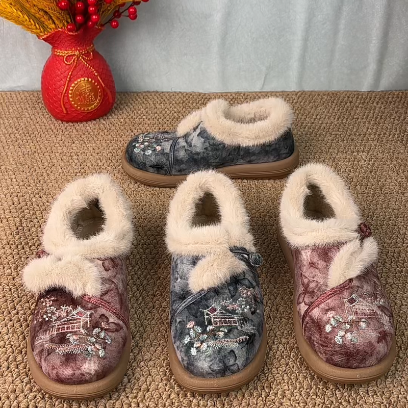 绣花棉鞋加绒保暖雪地靴民族风植物花卉冬季妈妈棉靴女毛靴休闲风