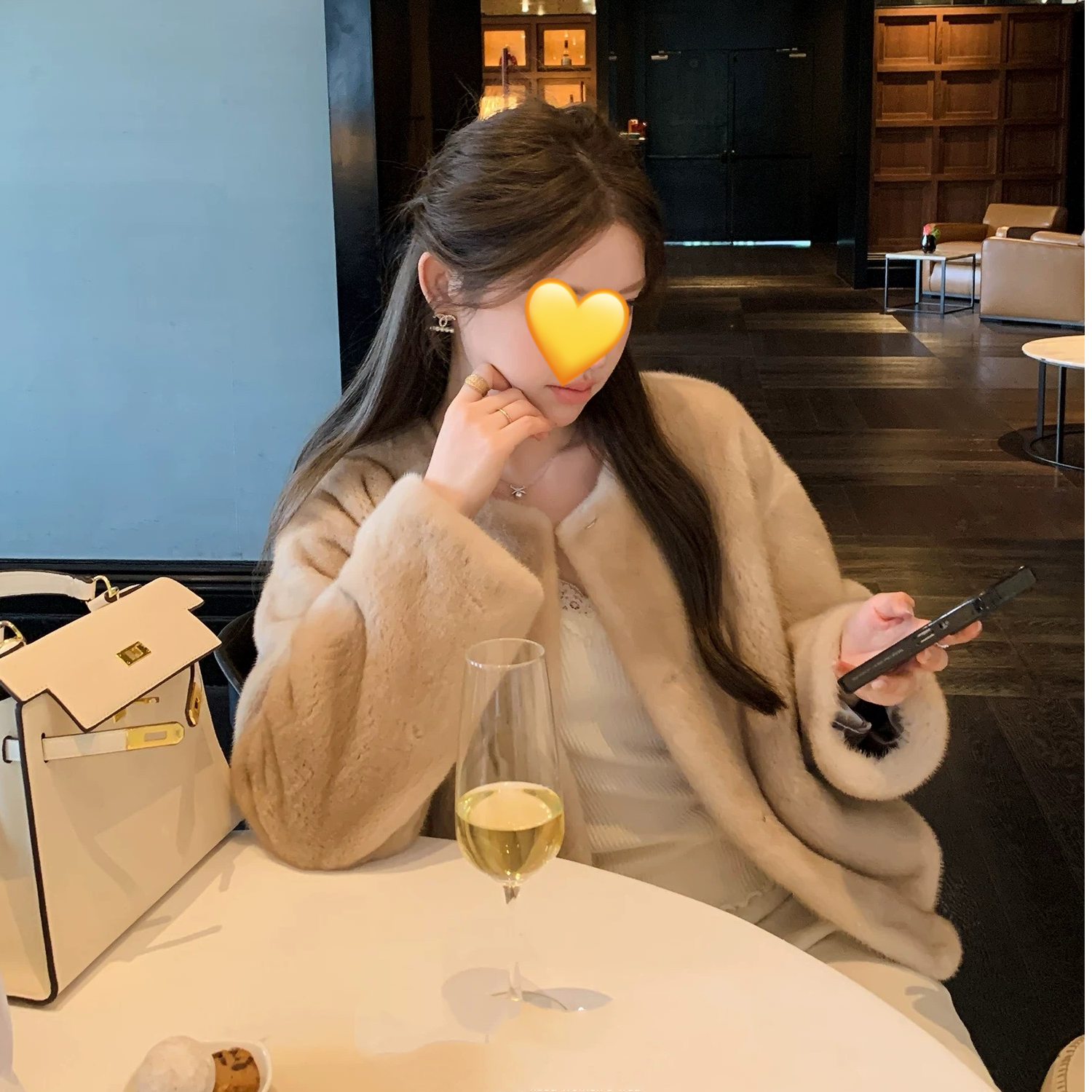 【“极简主义”】进口紫金短二整貂天鹅绒貂皮大衣圆领时尚皮草外套女