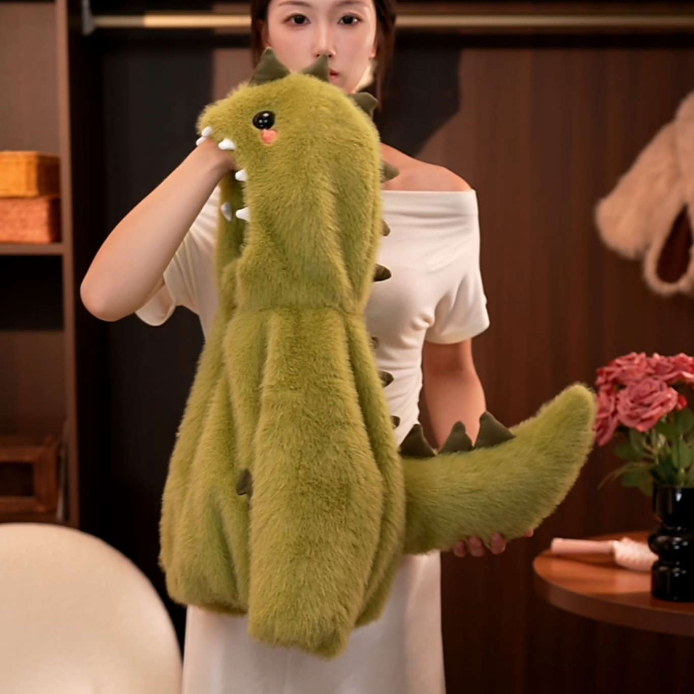 DUOLIQIAN/朵立茜儿童高定款连帽加绒加厚大尾龙恐龙毛毛外套保暖