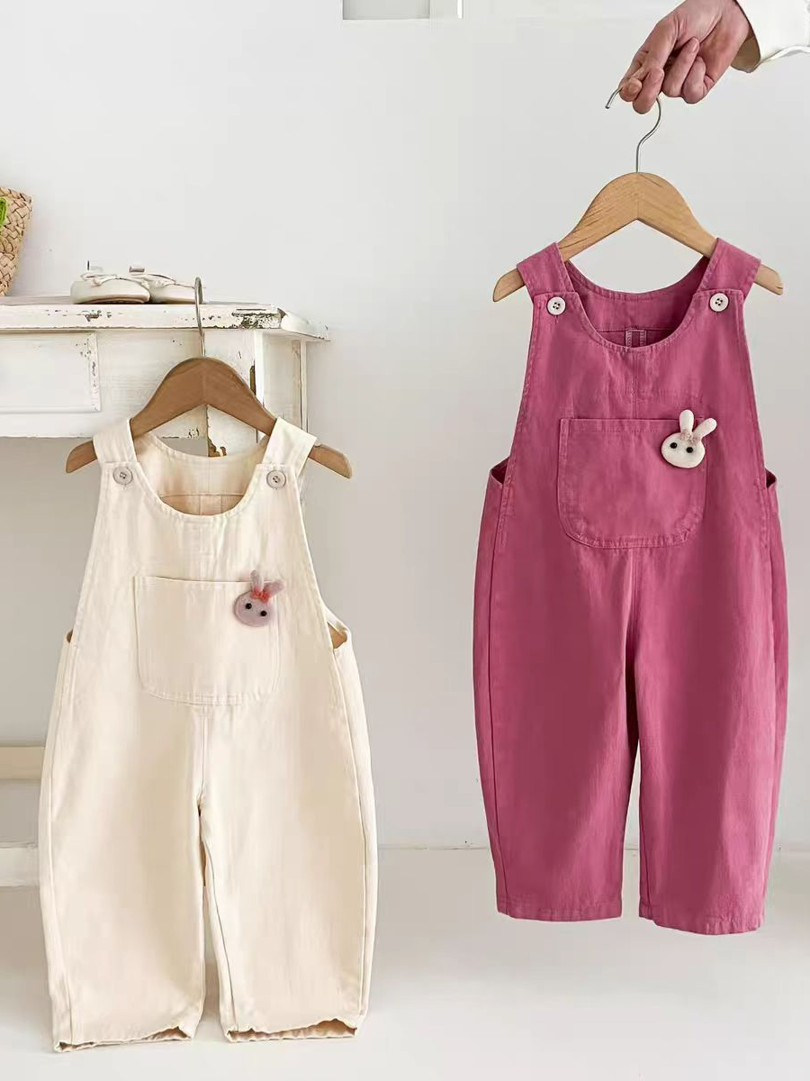 女童兔兔背带裤2024春秋新款1-2一3岁婴儿洋气可开裆连体休闲长裤