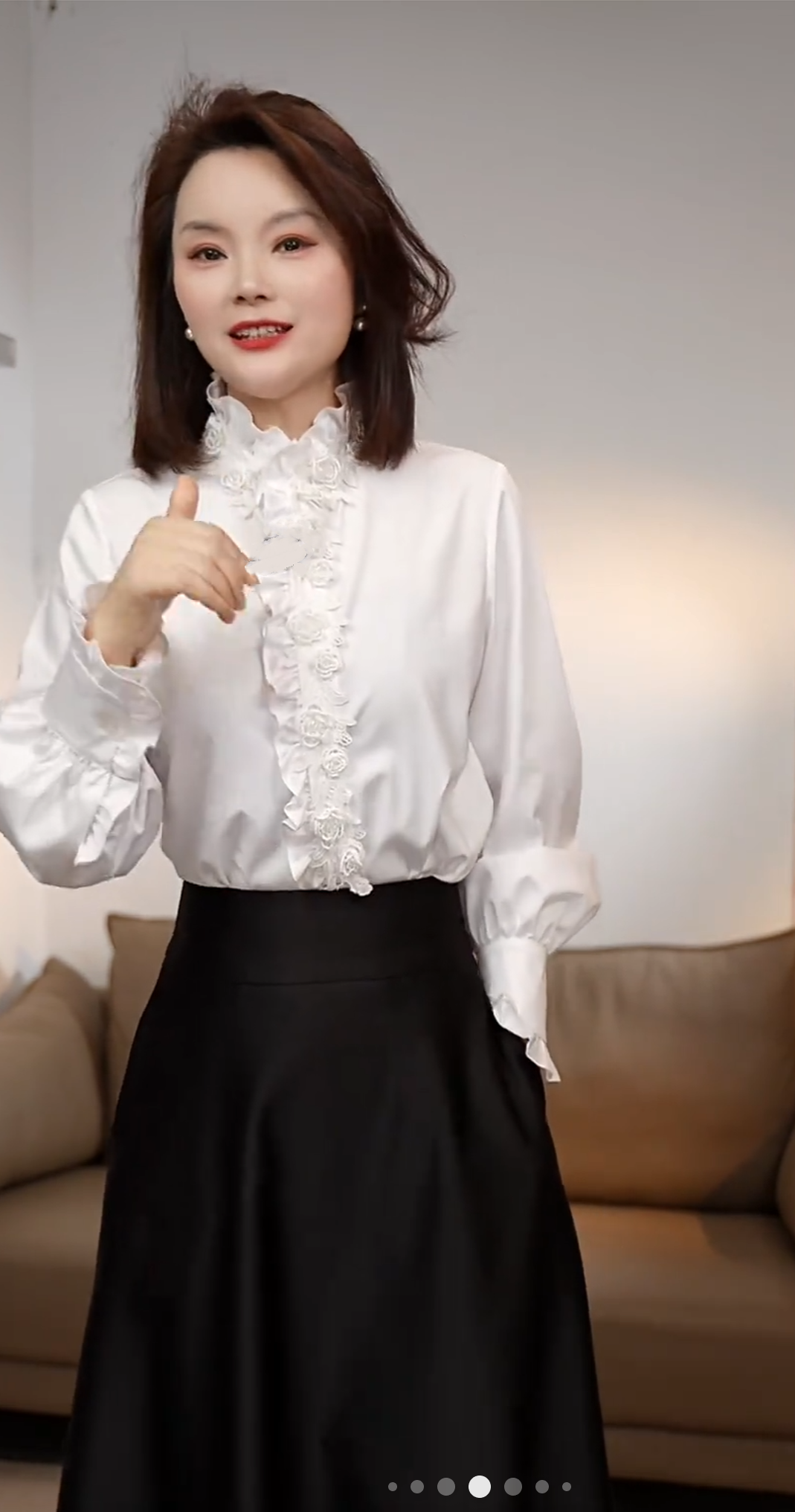 2025早春手工订珠木耳边法式长袖衬衫