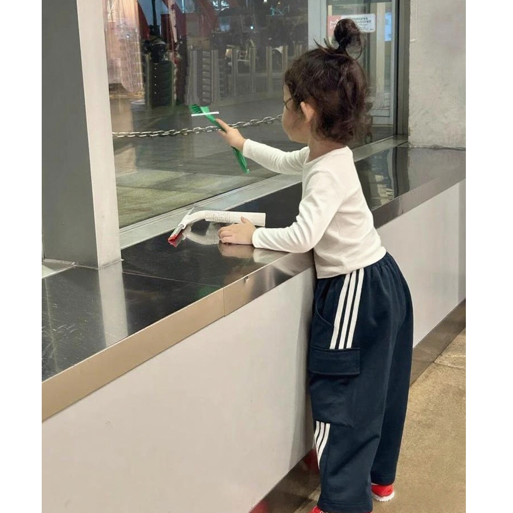 现货】壹妈童装秋冬女童套装2025新款洋气纯色长袖T恤藏青色裤子