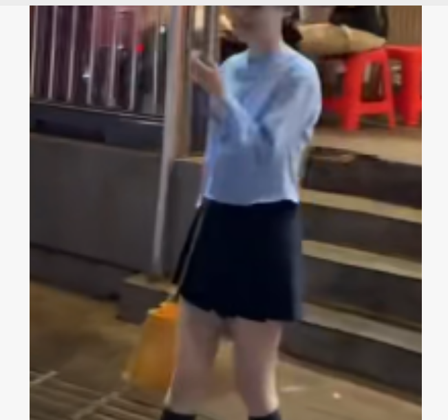 2025早秋时尚潮流百搭精品女装YxE5rt1