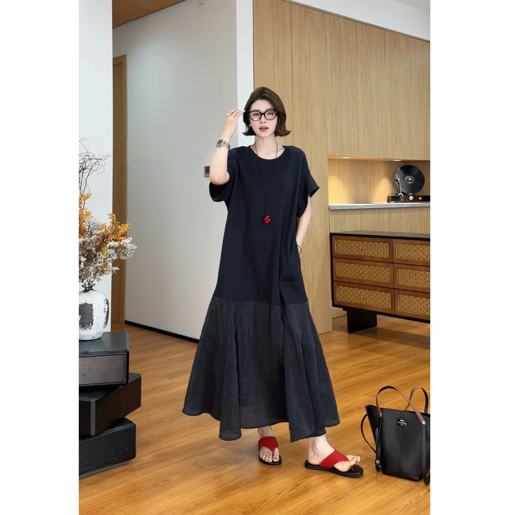 YYOUHAN 2025新款【黑布林】拼接裙摆显瘦百搭连衣裙 2507C4049