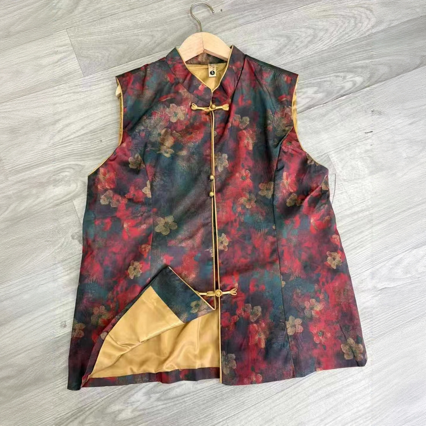 新中式金扣油墨画国风上衣马甲