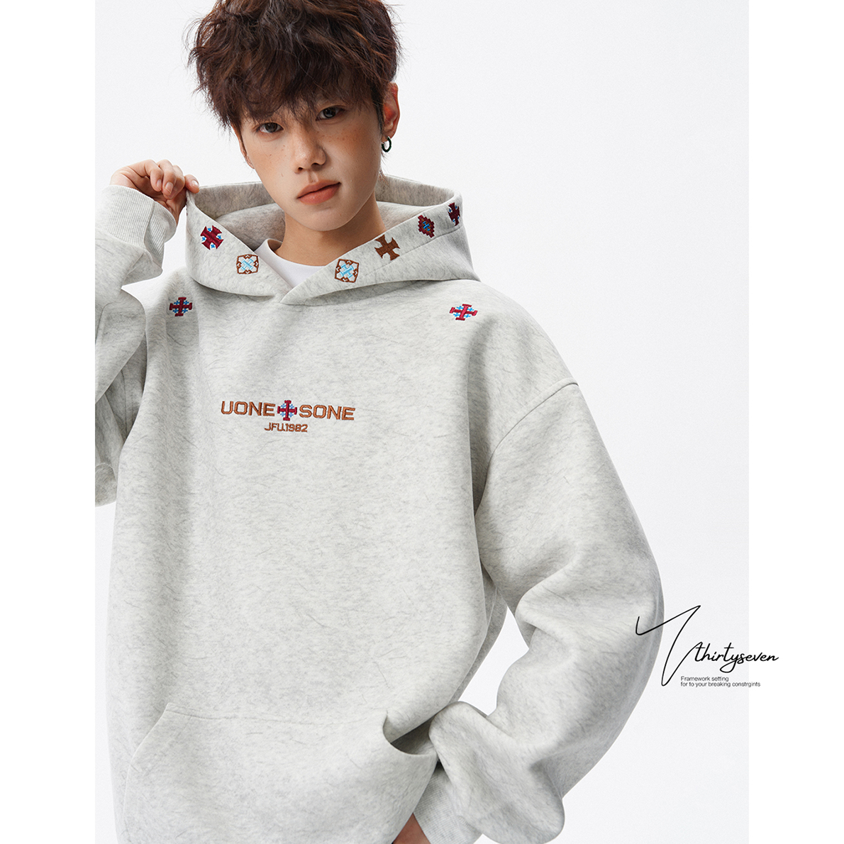 美式设计感民族风刺绣连帽卫衣秋冬男秋季高街痞帅小众情侣上衣服