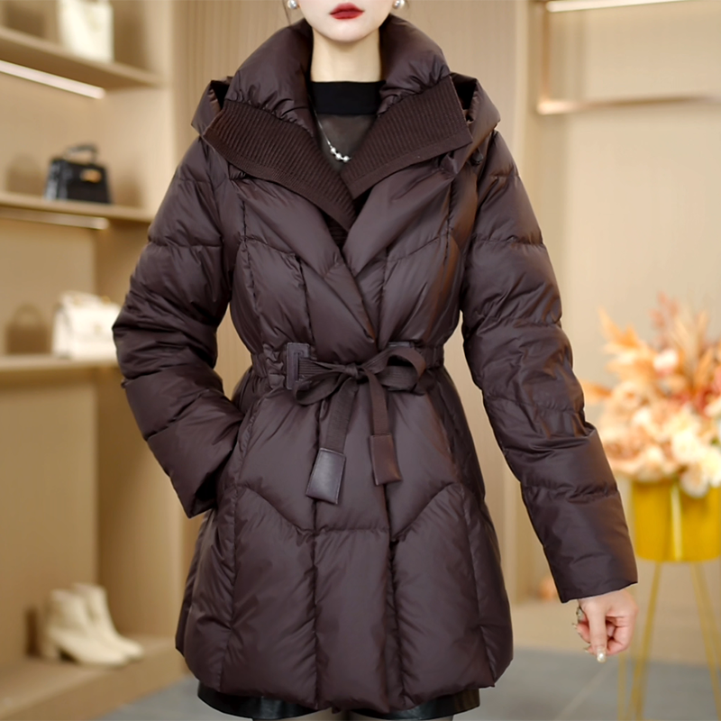 咖25882冬季新款优雅时尚百搭气质显瘦减龄休闲白鸭绒羽绒服