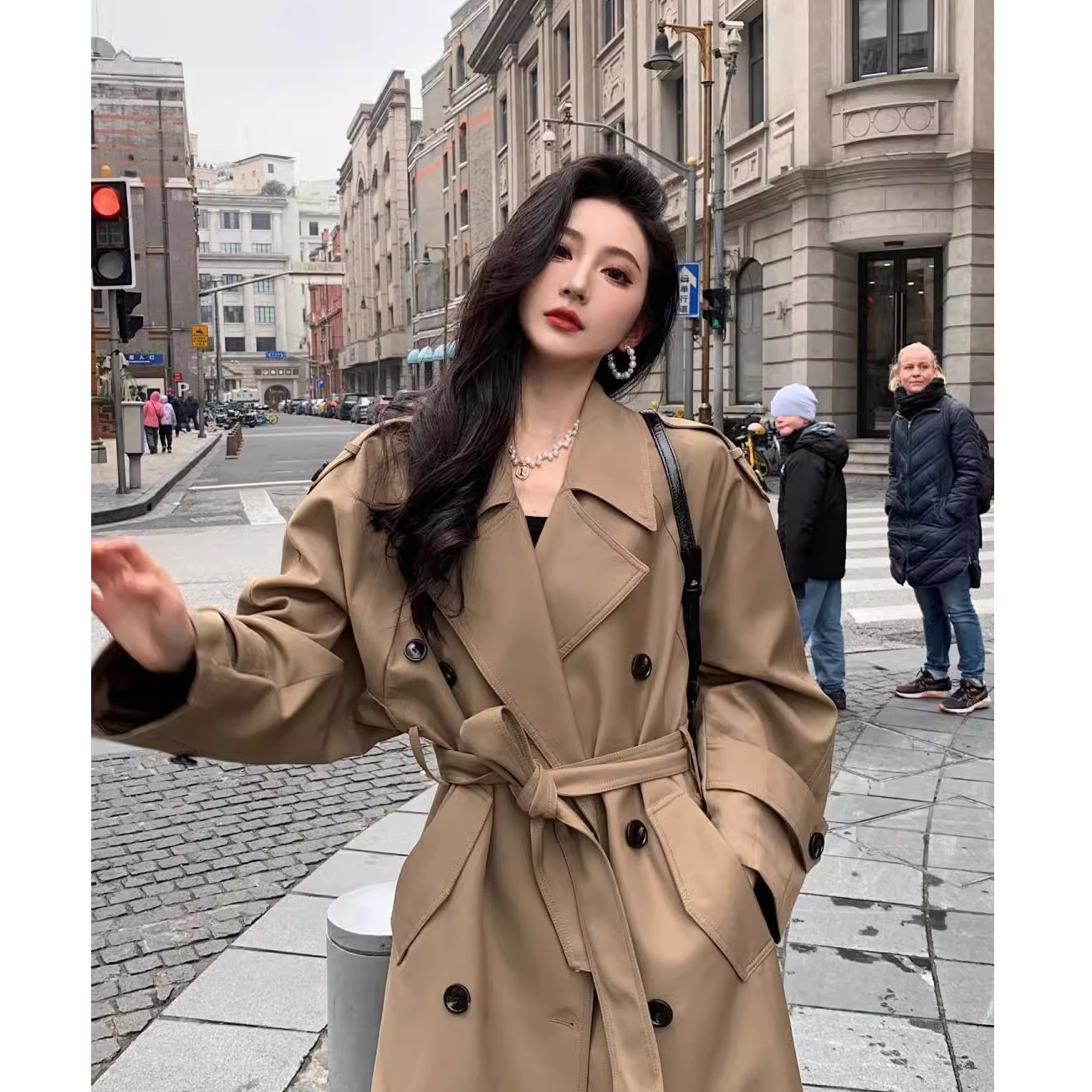 风衣外套女款2025新款高级感廓形大翻领双排扣长款气质卡其色大衣