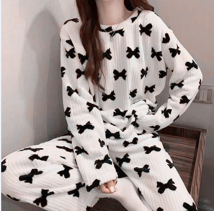 新款珊瑚绒睡衣女甜美保暖加绒学生家居服套装女士睡衣睡裤两件套