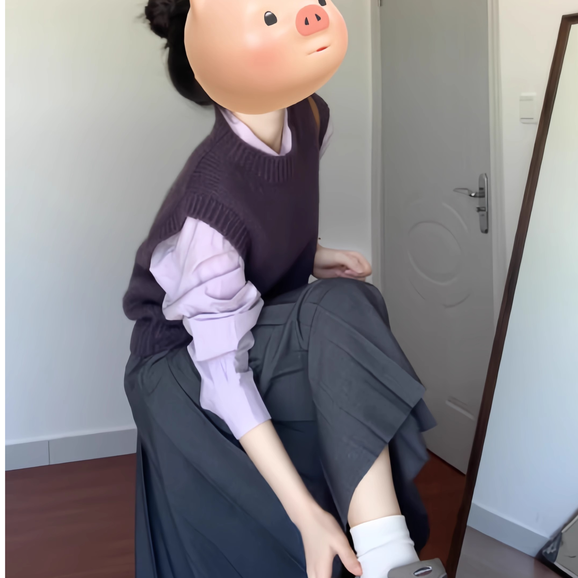 秋冬新款气质减龄紫色衬衫叠穿针织马甲背心高腰百褶中长裙三件套