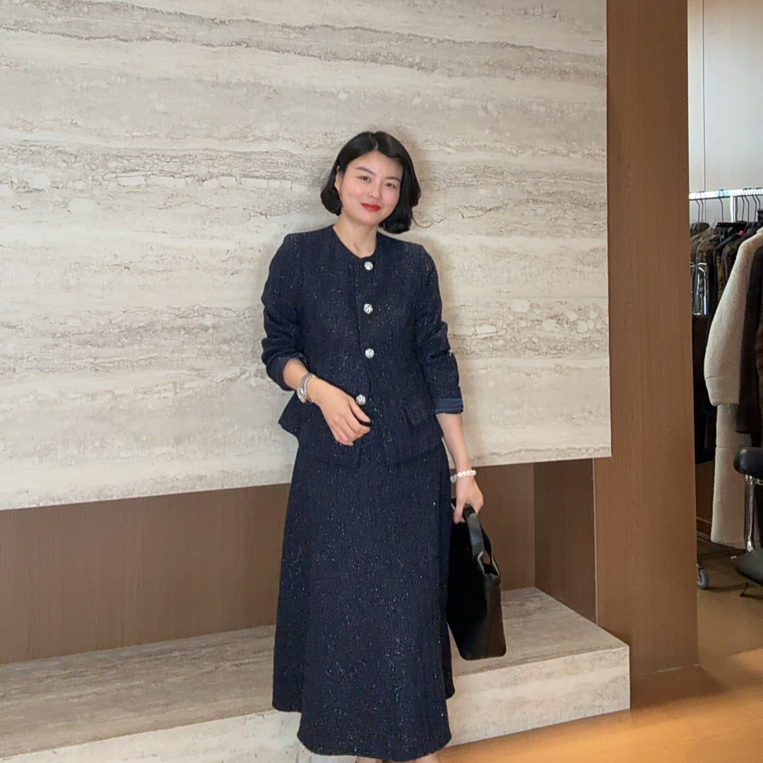 TANTAN 气质轻奢显瘦圆领秋冬短款套装3275