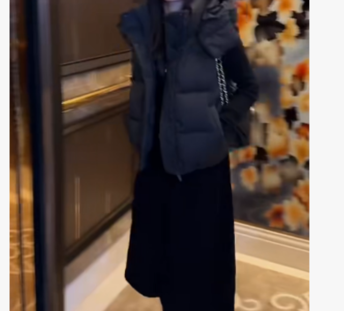 2025冬季时尚潮流百搭精品女装EITRE0C