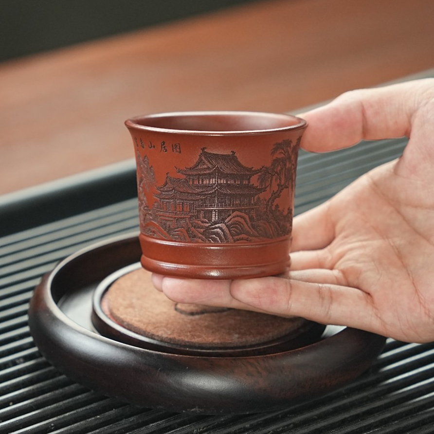 宜兴原矿龙血砂手工刻绘富春山居图紫砂主人杯 ZXJ