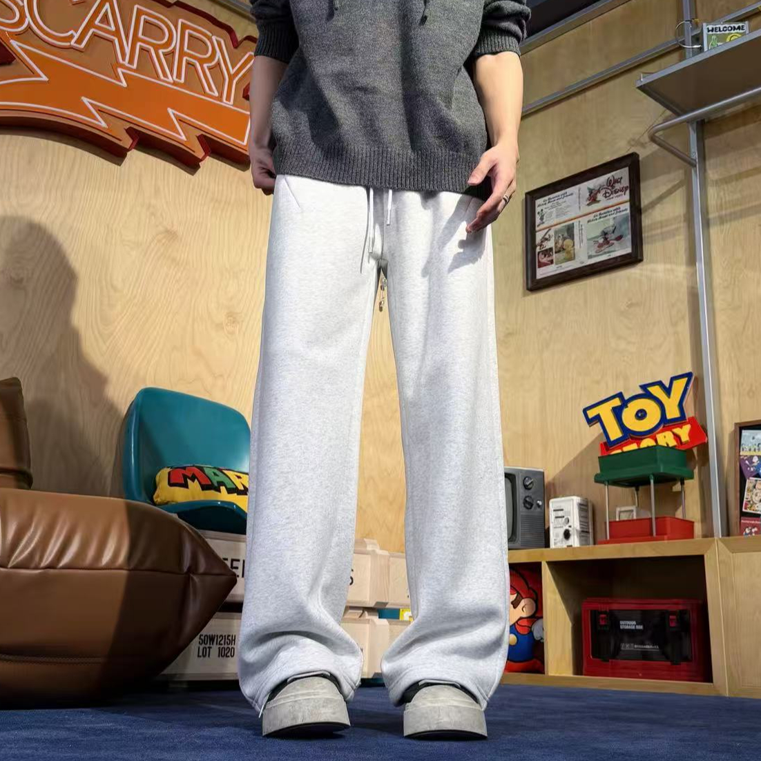 【现货】秋冬新款美式灰色抽绳卫裤休闲百搭宽松弯刀加绒休闲裤卫裤