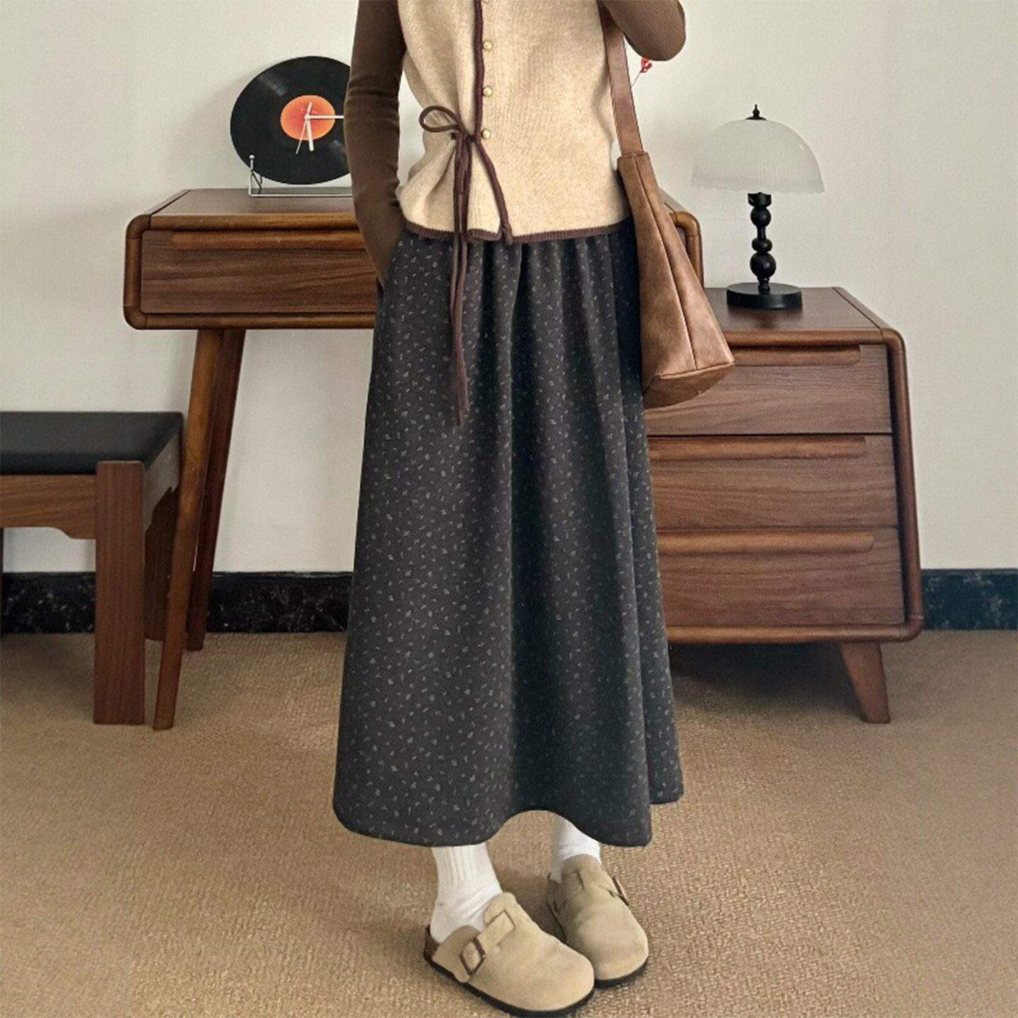 日系森女风碎花半身裙女秋冬款大码胖mm遮跨显瘦中长款毛呢a字裙