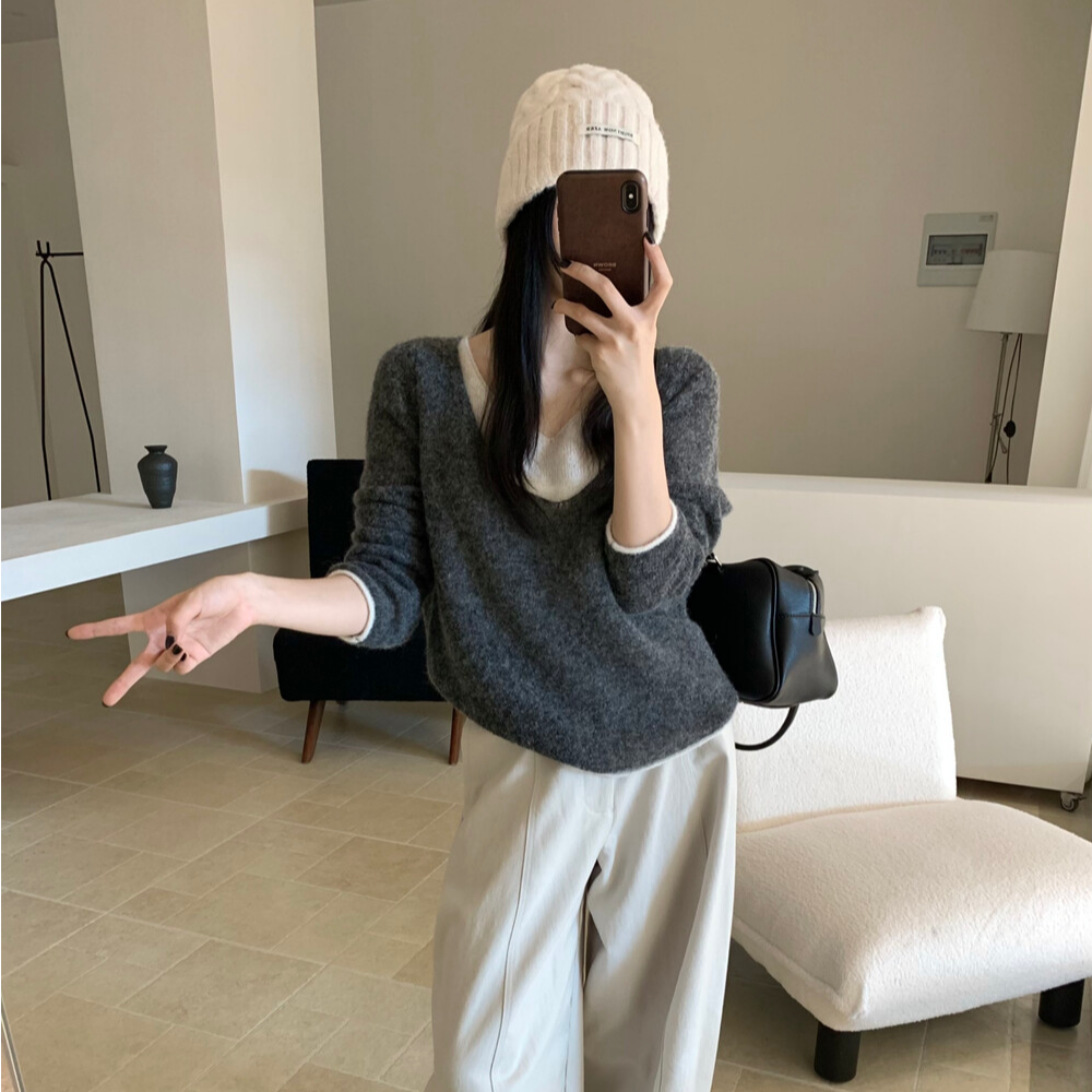 早秋慵懒风假两件针织衫上衣V领宽松休闲薄款毛衣女秋冬针织上衣