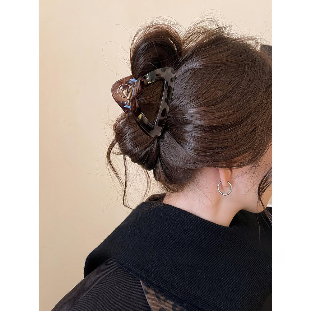 简约三角形头发抓夹夏日高马尾鲨鱼夹发夹女后脑勺2025新夹子发饰
