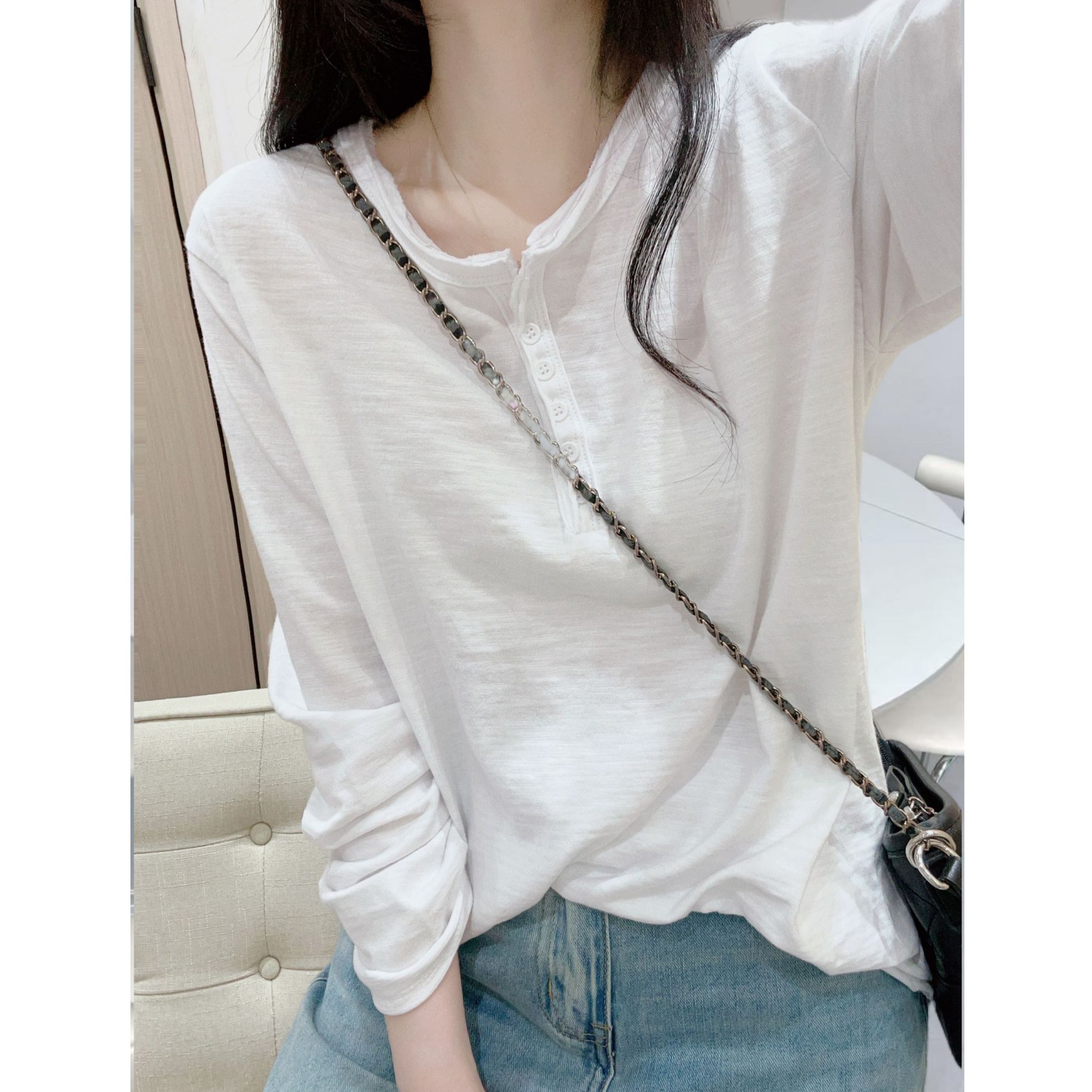 白色圆领慵懒风竹节棉长袖T恤女春秋冬设计感内搭正肩上衣打底衫