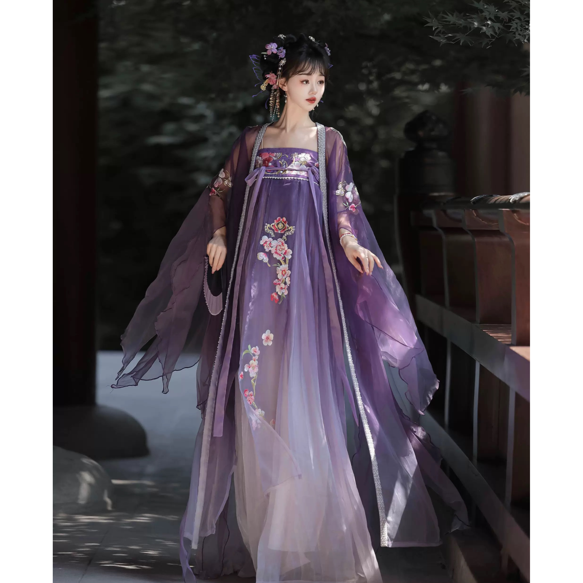 荟萃阁原创【梅子汐】唐制诃子裙汉服女仙气破袖大袖衫刺绣春秋