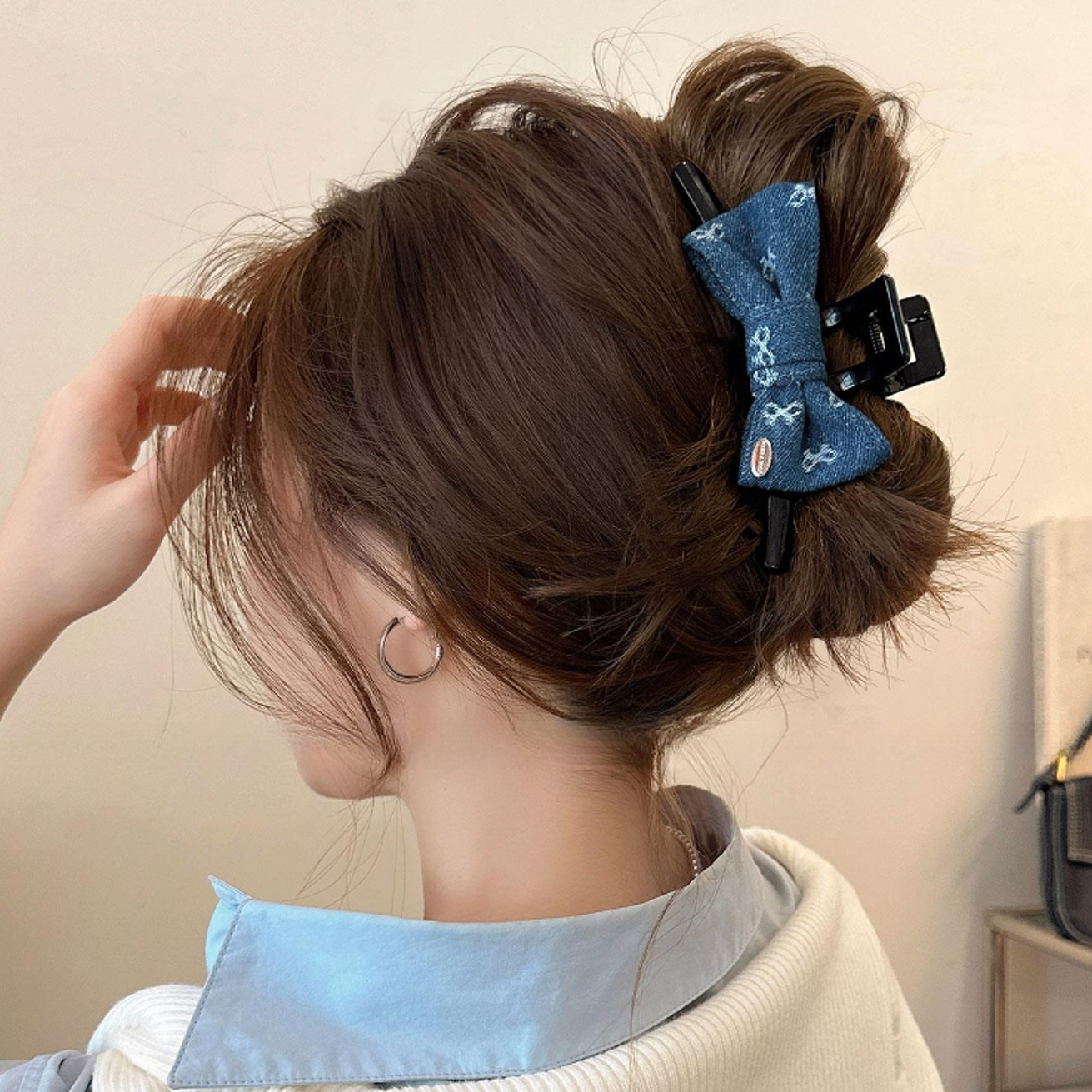 高端气质牛仔蝴蝶结抓夹女2025新款发量大发夹后脑勺高级感鲨鱼夹