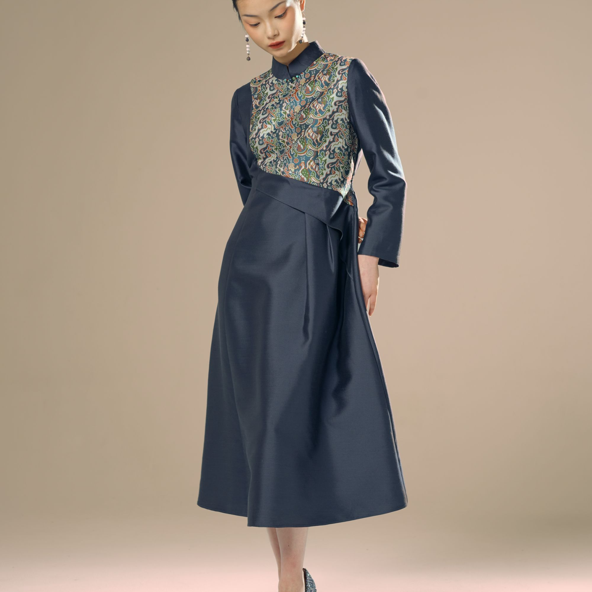 JIXIANGYIJIA/吉祥衣家东方之星（连衣裙）951237341 桑蚕丝新中式