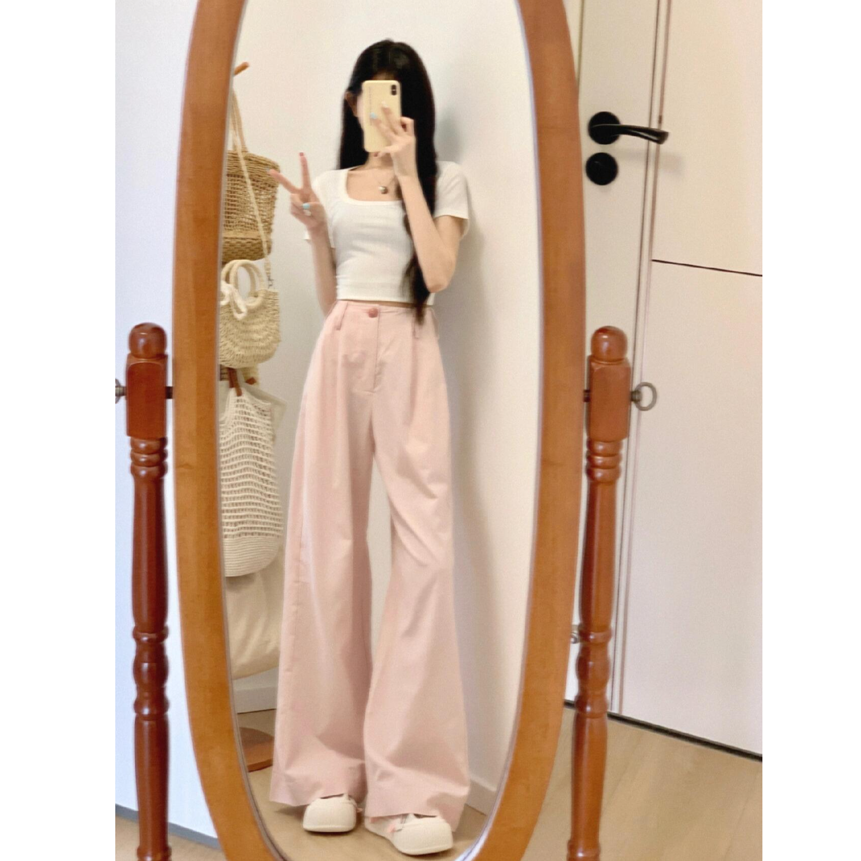 夏装搭配一整套白色正肩短款体恤上衣女夏季高腰宽松阔腿裤两件套