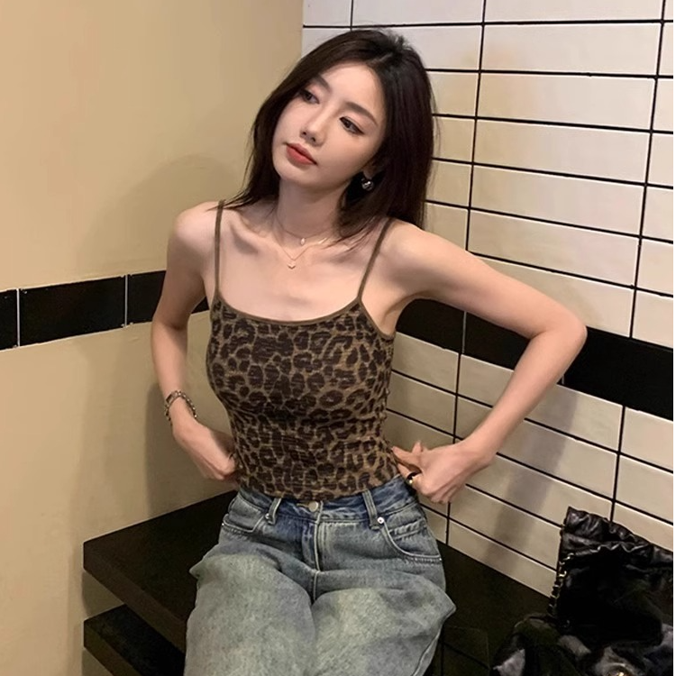 美式复古豹纹无袖背心上衣女2025新款内搭打底大领口法式短款吊带