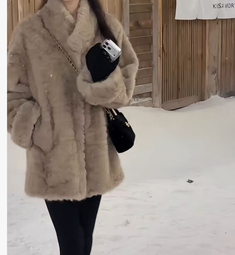 时尚潮流百搭精品女装dgd8741