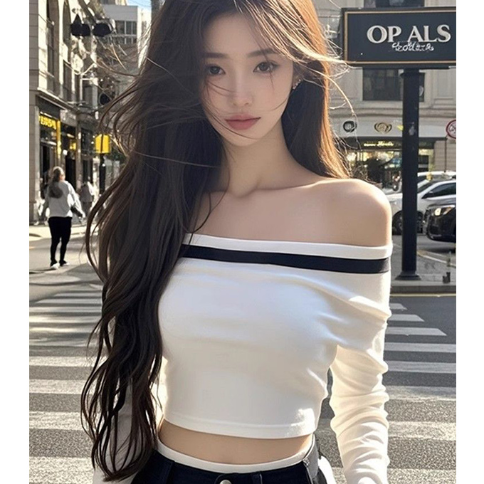 独特别致白色甜辣妹一字肩打底衫女秋季设计感小众修身露脐短上衣