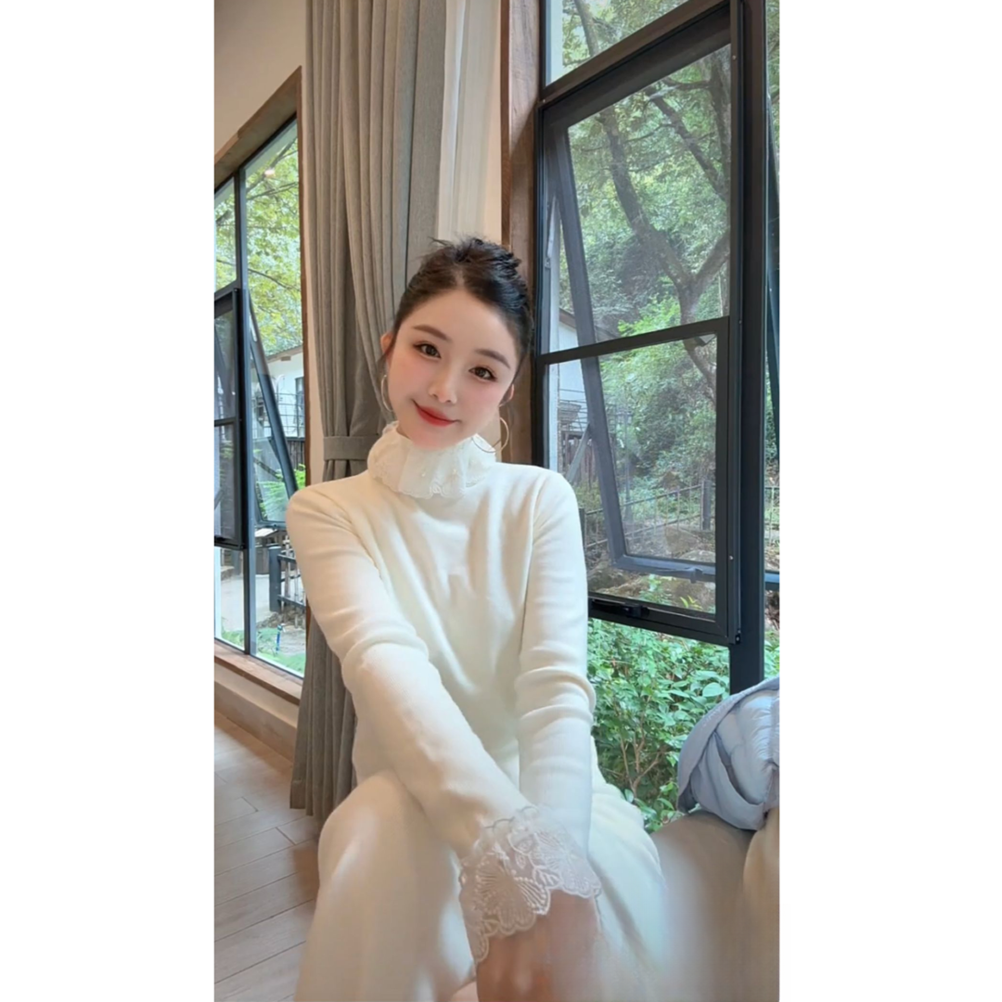 洋洋优选-秋冬新款拼接蕾丝修身显瘦内搭毛衣针织打底衫女YY72069