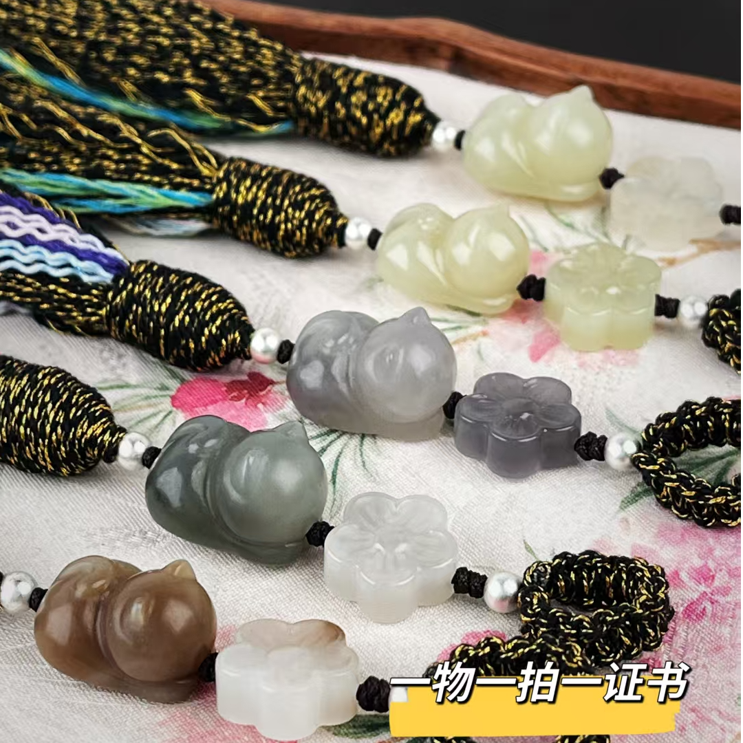 天然和田玉趴趴猫趴趴兔配饰挂件吊坠小滴溜雕刻迷你玉坠可选款