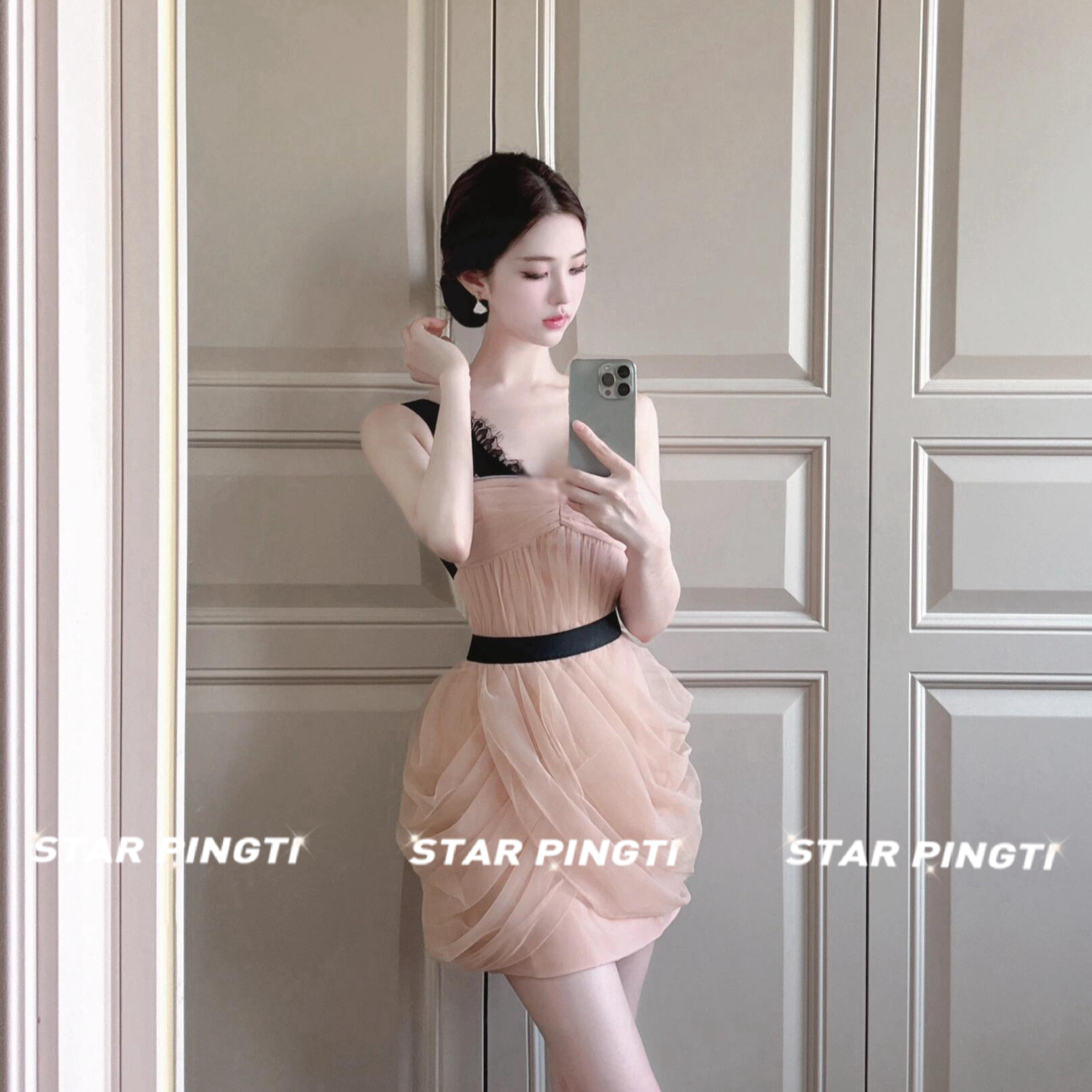 吊带连衣裙女气质名媛生日宴会礼服重工蕾丝网纱拼接收腰包臀短裙