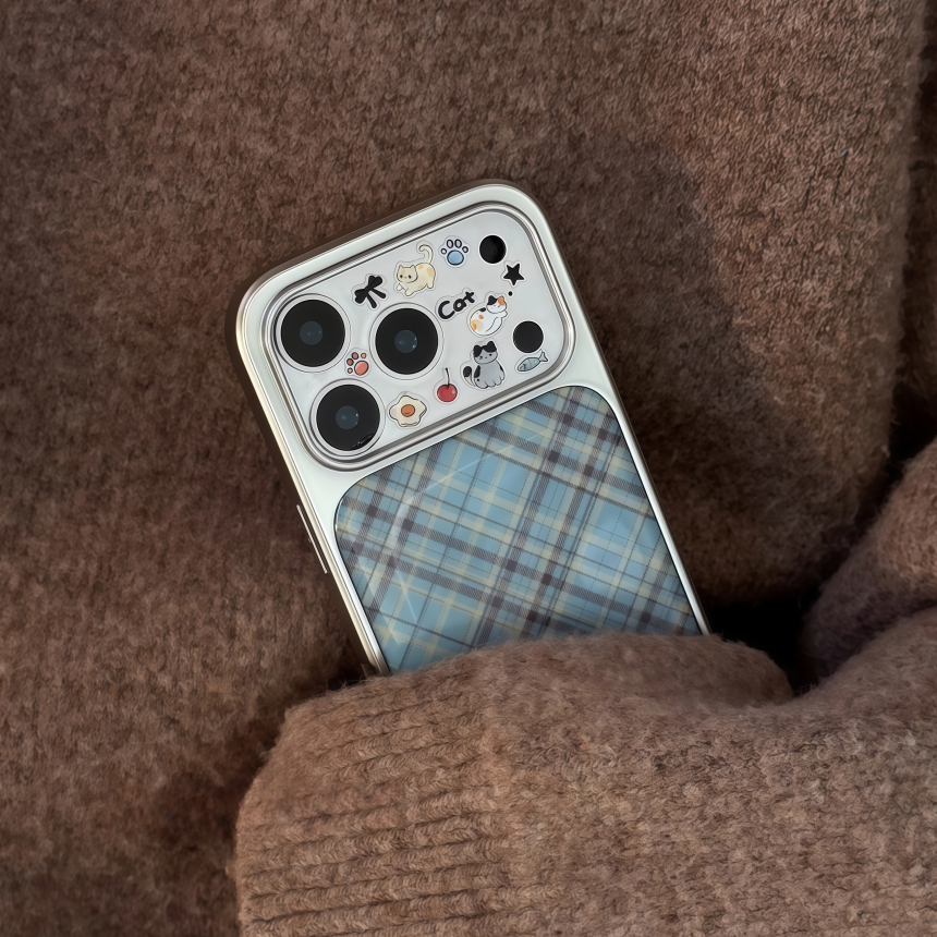小清新蓝底格纹可爱猫适用iPhone17ProMax手机壳苹果16/15/14女13