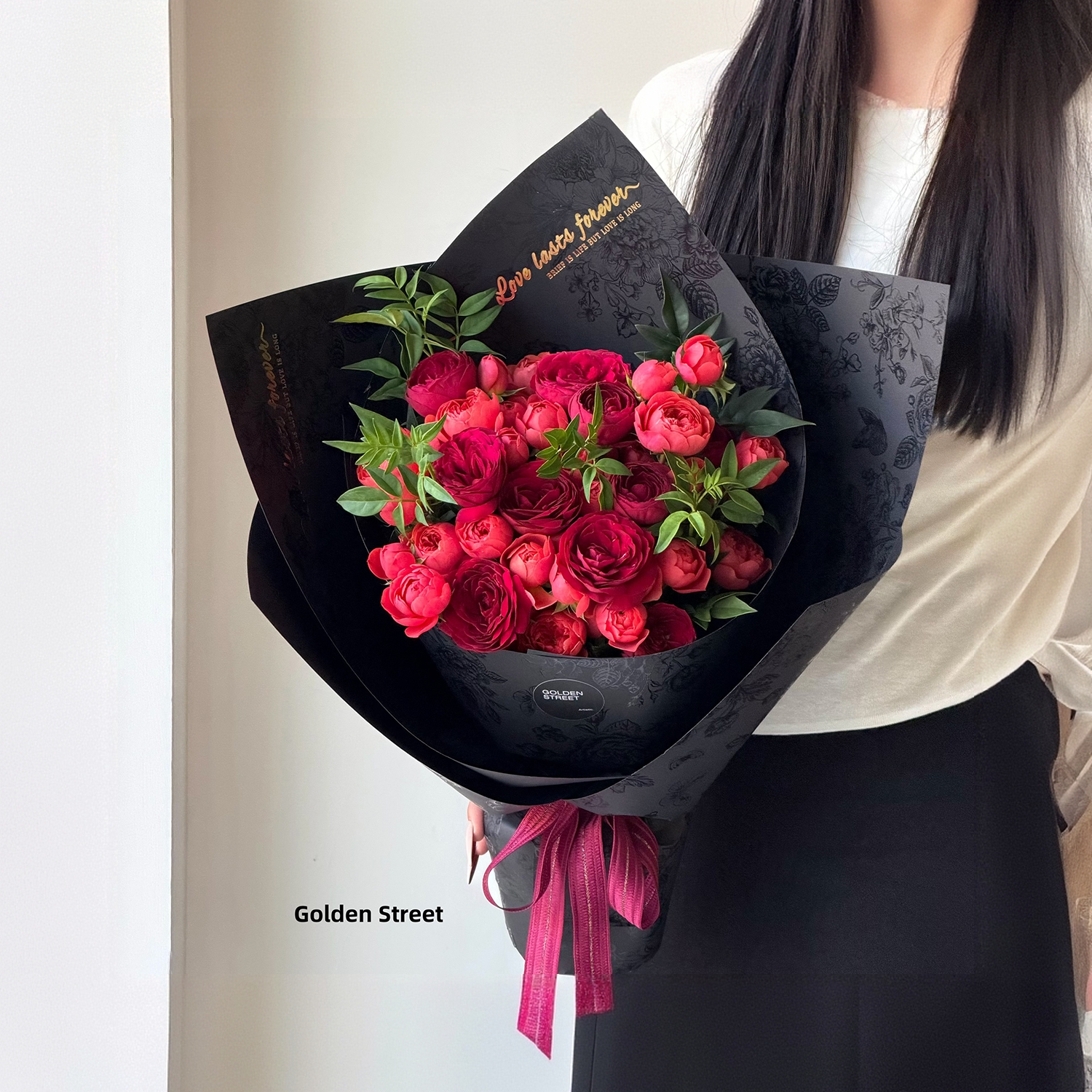 新款蝶绕银花烫金纸150g加厚硬挺高级花束包花纸鲜花包装花艺资材