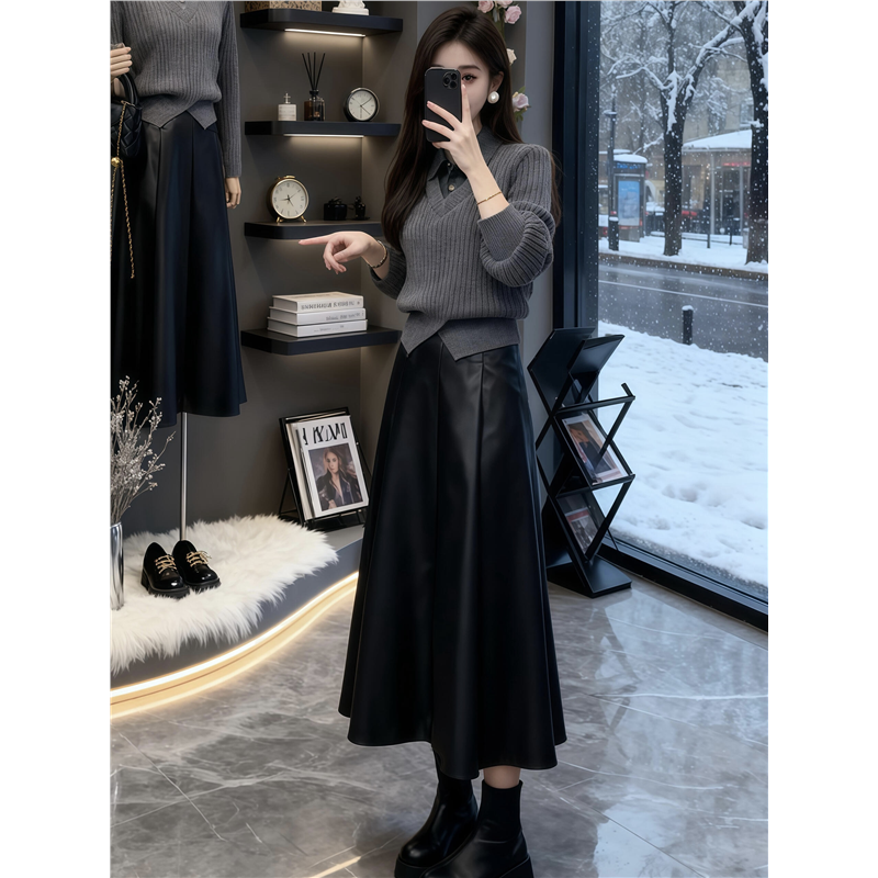 秋装搭配一整套韩系2025新款假两件polo领拼接牛仔针织衫半身皮裙