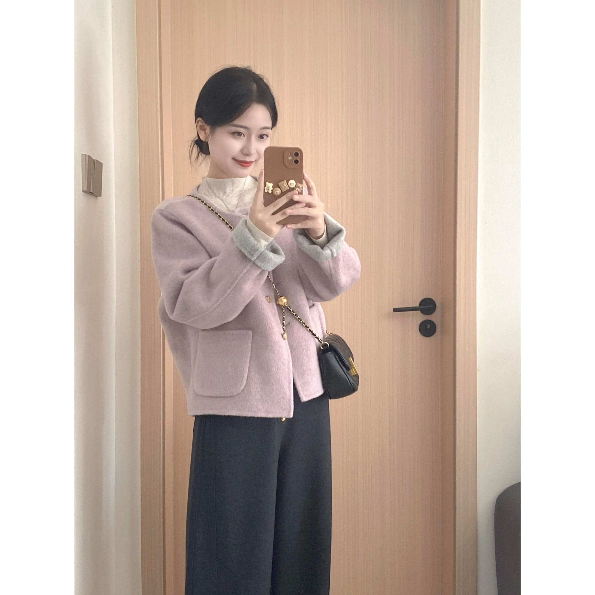 2025秋冬韩系氛围感正反两穿香芋紫毛呢外套杏色内搭阔腿裤三件套