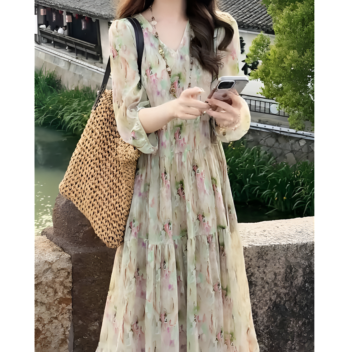 法式清新真丝桑蚕丝连衣裙女2025夏季新款宽松显瘦气质碎花中长裙