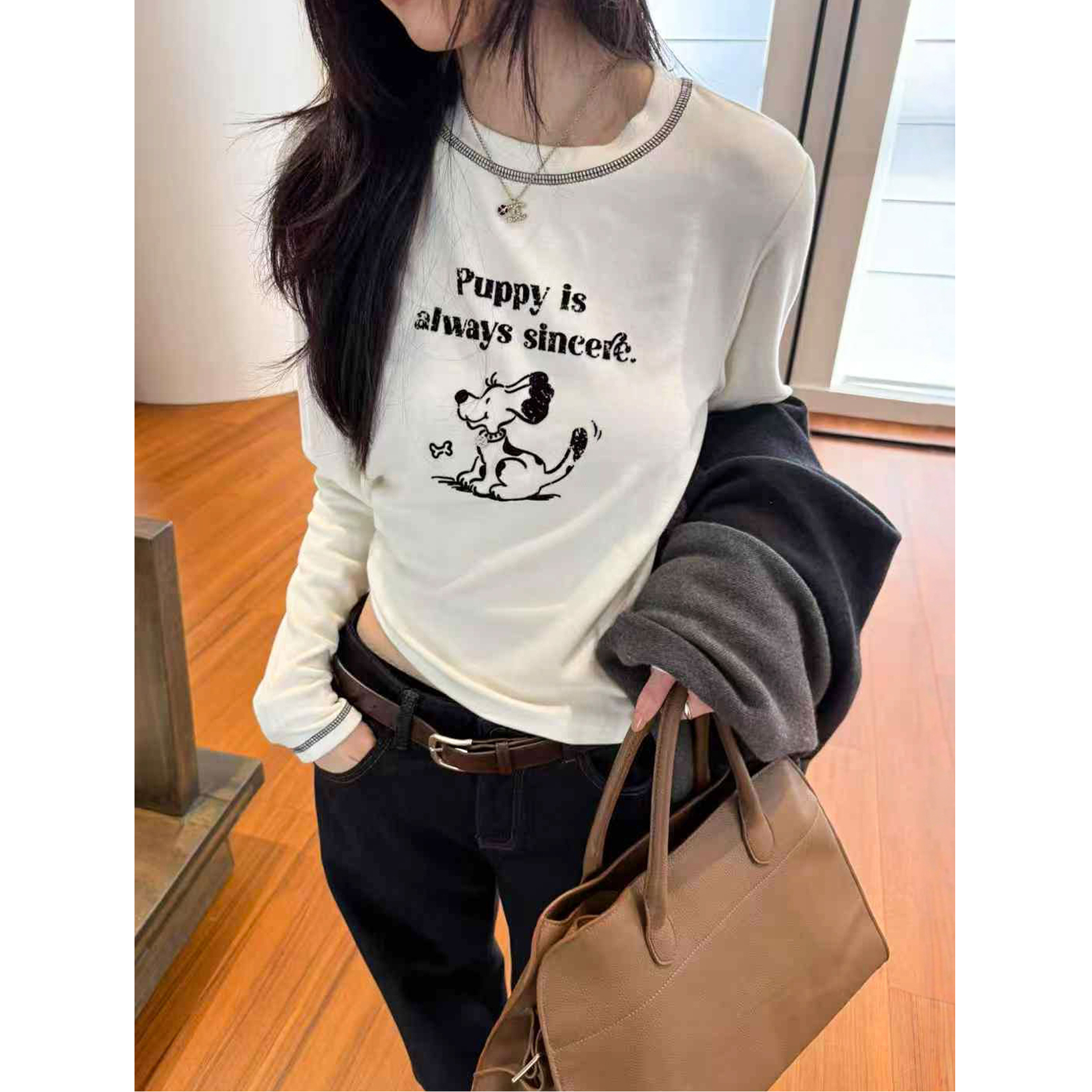 小狗字母印花磨毛T恤女欧洲站2025冬装新款欧货女装加厚打底衫潮