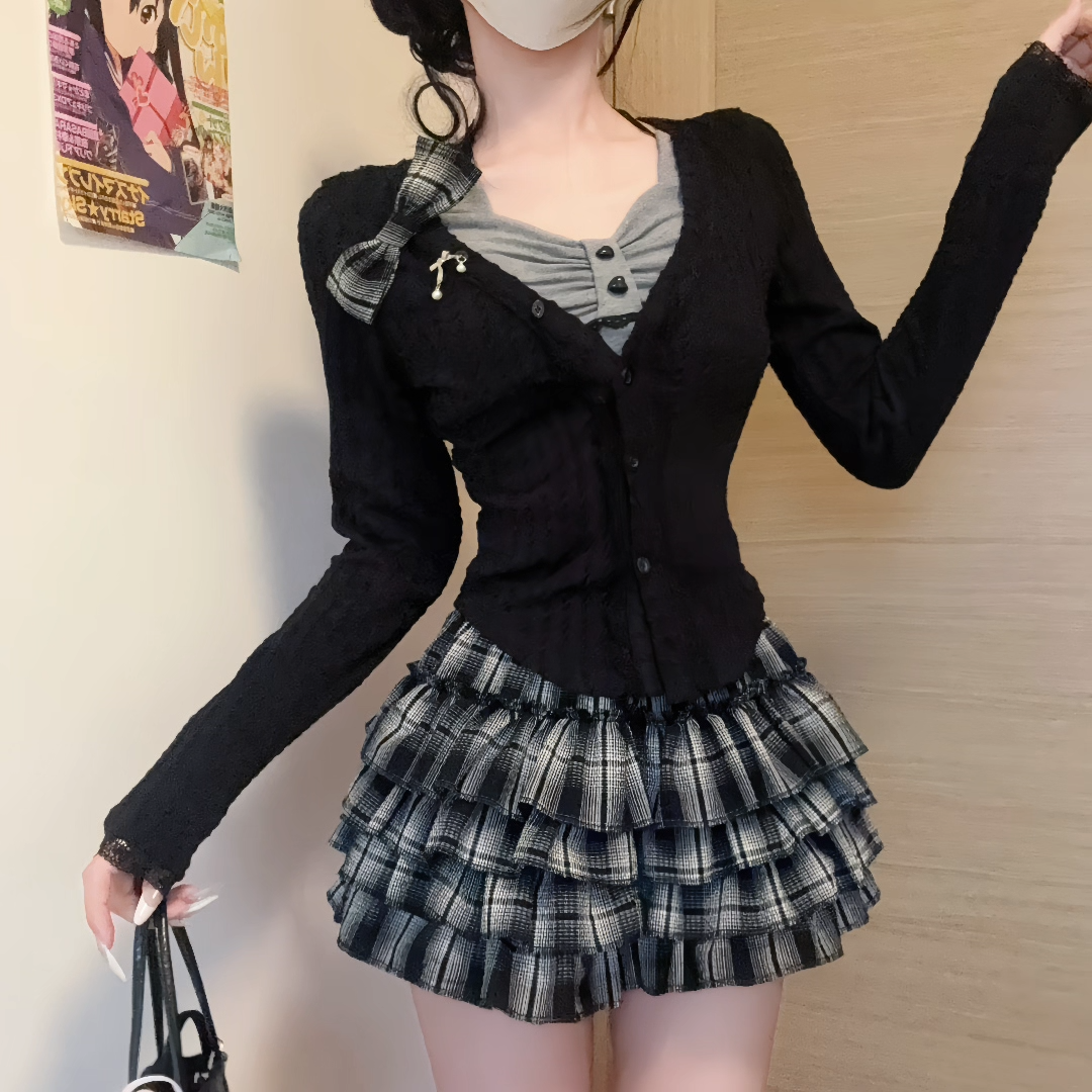 iqcq气球熊纯欲风辣妹秋季设计显瘦开衫吊带上衣半身短裙三件套装