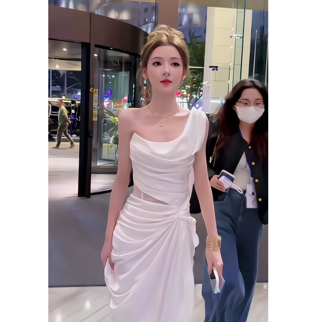 2025早秋新款法式纯欲高级感小众简约气质轻奢鱼尾修身礼服连衣裙
