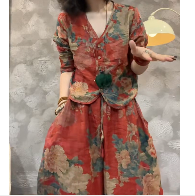 2025夏季时尚潮流百搭精品女装Reiaza